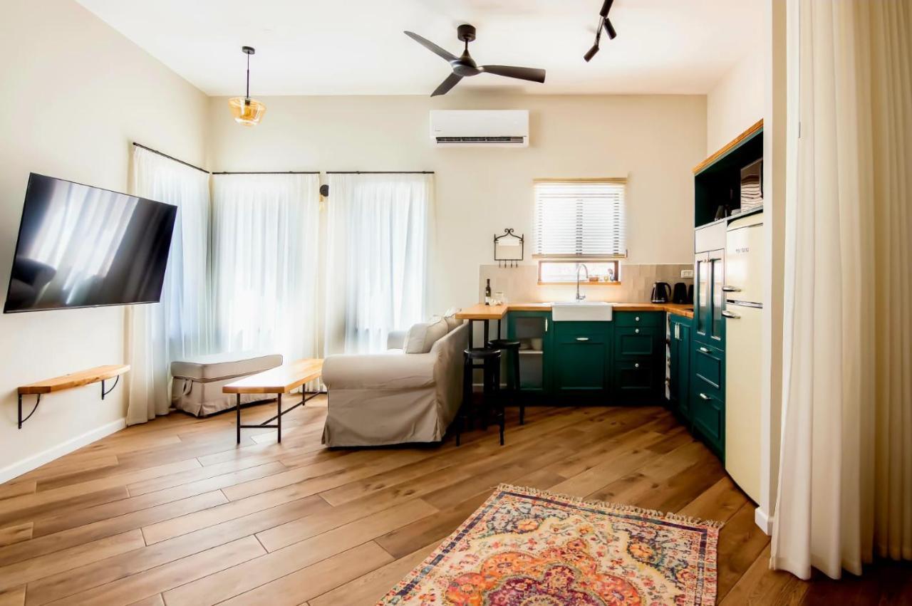 Jabotinsky 37 Bed and Breakfast Zikhron Ya'akov Εξωτερικό φωτογραφία